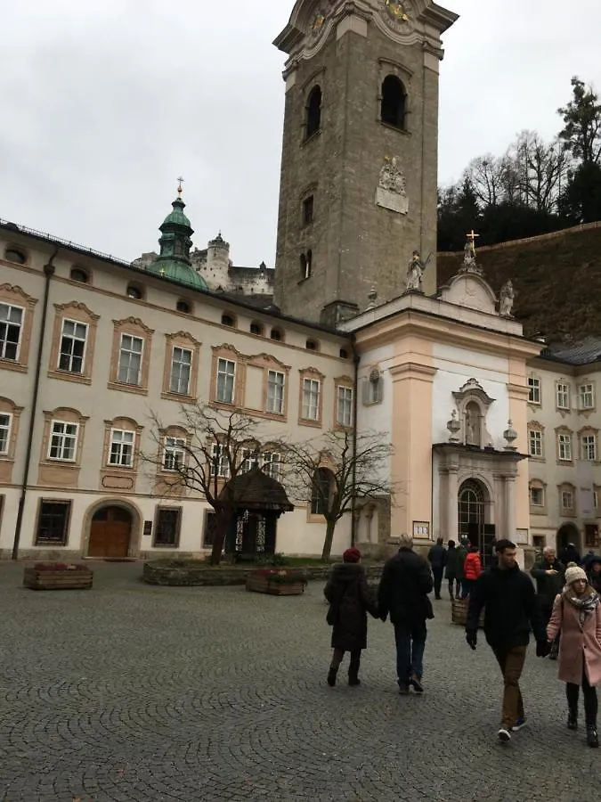 Cityrooms Thuy Salzburg Österreich